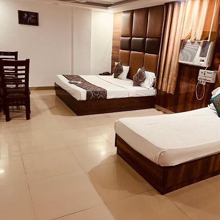 Hotel Aerotech Near Igi Airport New Delhi Extérieur photo