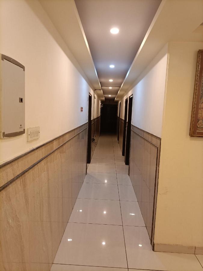 Hotel Aerotech Near Igi Airport New Delhi Extérieur photo