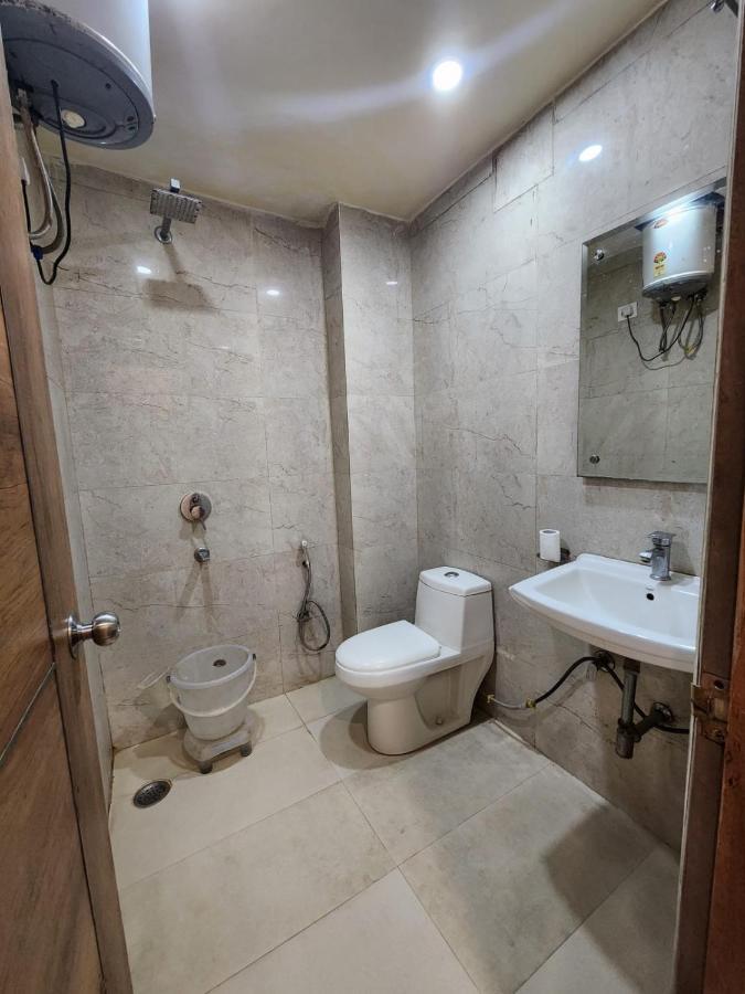 Hotel Aerotech Near Igi Airport New Delhi Extérieur photo